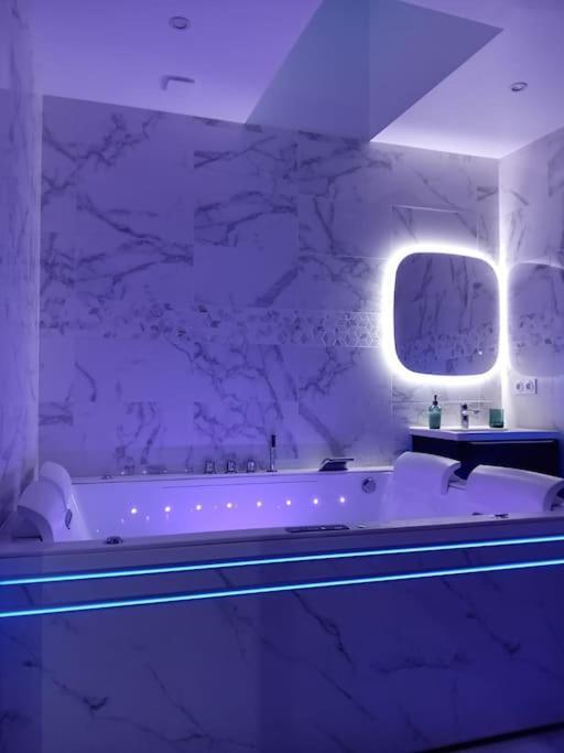 Maison Avec Jacuzzi - Louvres Proche Roissy Cdg - Paris Bagian luar foto