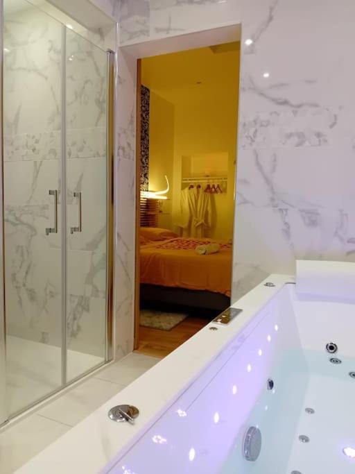 Maison Avec Jacuzzi - Louvres Proche Roissy Cdg - Paris Bagian luar foto